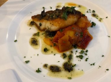TAKCAFE・メインの魚料理