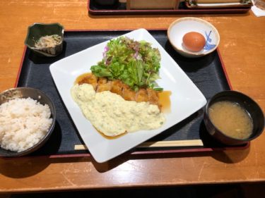 万作・チキン南蛮定食