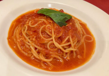 グラッチェガーデンズ・にんにくとトマトのスパゲッティ