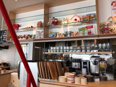 ピーナッツカフェ・店内風景8