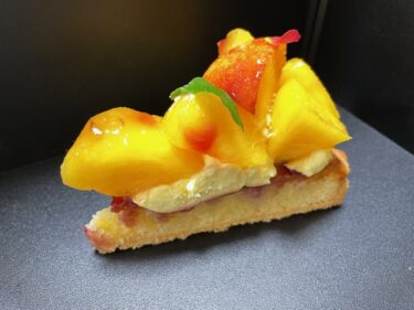 メゾンジブレー・黄金桃のタルト
