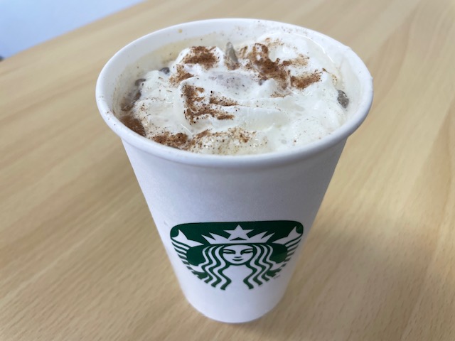 スターバックス・アイス パンプキン スパイス ラテ