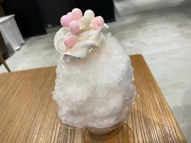つむぎ・桃のかき氷(南町田)