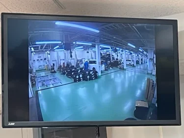 ケーユー・修理工場の映像