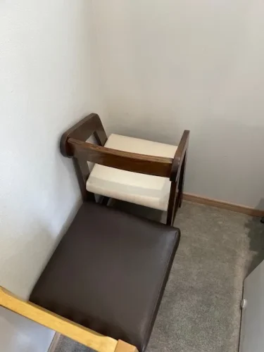 札幌ラーメン郷・子供椅子1