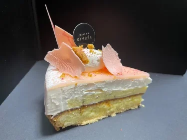 メゾンジブレー・さくらのタルト