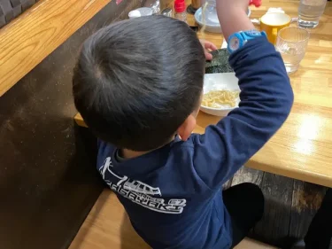 ラーメン大桜・食事風景