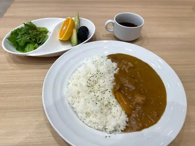 リーベル・マンゴーカレー(ランチメニュー)