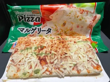 シャトレーゼ・誕生日特典(ピザ マルゲリータ)