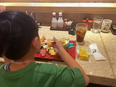 長次郎・食事風景