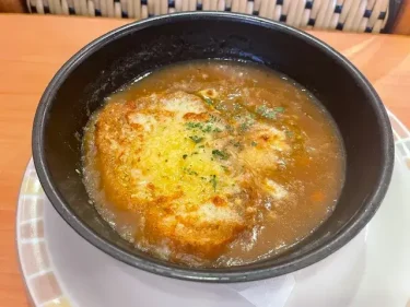 サイゼリヤ・たまねぎのズッパ