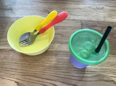 キミハン・子供の食器類
