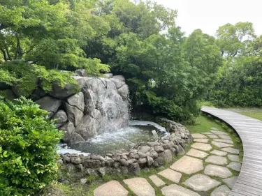 玉川高島屋の屋上庭園・ヴェルジェの滝2