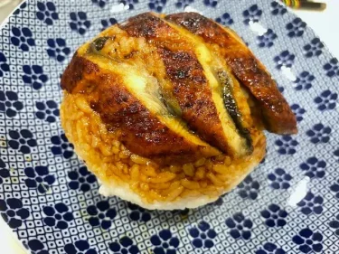 生鮮市場・角上うなぎおにぎり2