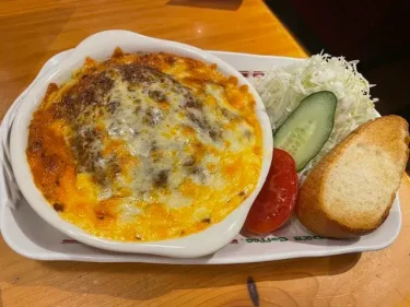 コメダ珈琲店・チーズハンバーグミートスパ