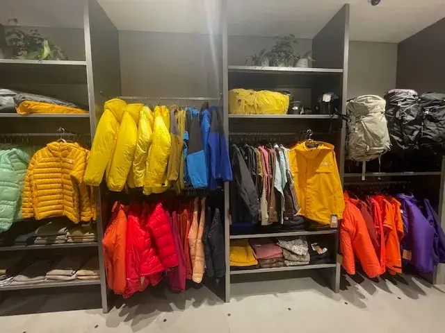 ノース フェイス・施設風景4