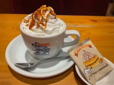 コメダ珈琲店・キャラメルオーレ(クルミっ子)