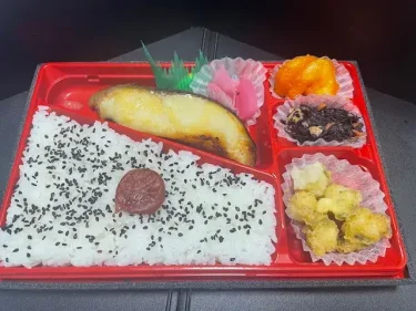 生鮮市場・銀ダラ西京焼き弁当