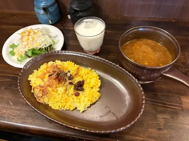 ビストロ喜楽亭・壺焼きかれー(きらくかれー)